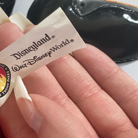 ❌SOLD❌ Disney Authentic Disneyland 2006 Halloween Plushie - Picture 10 of 11